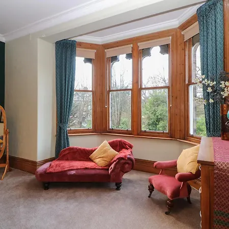 23 Chatsworth Square 度假居 *